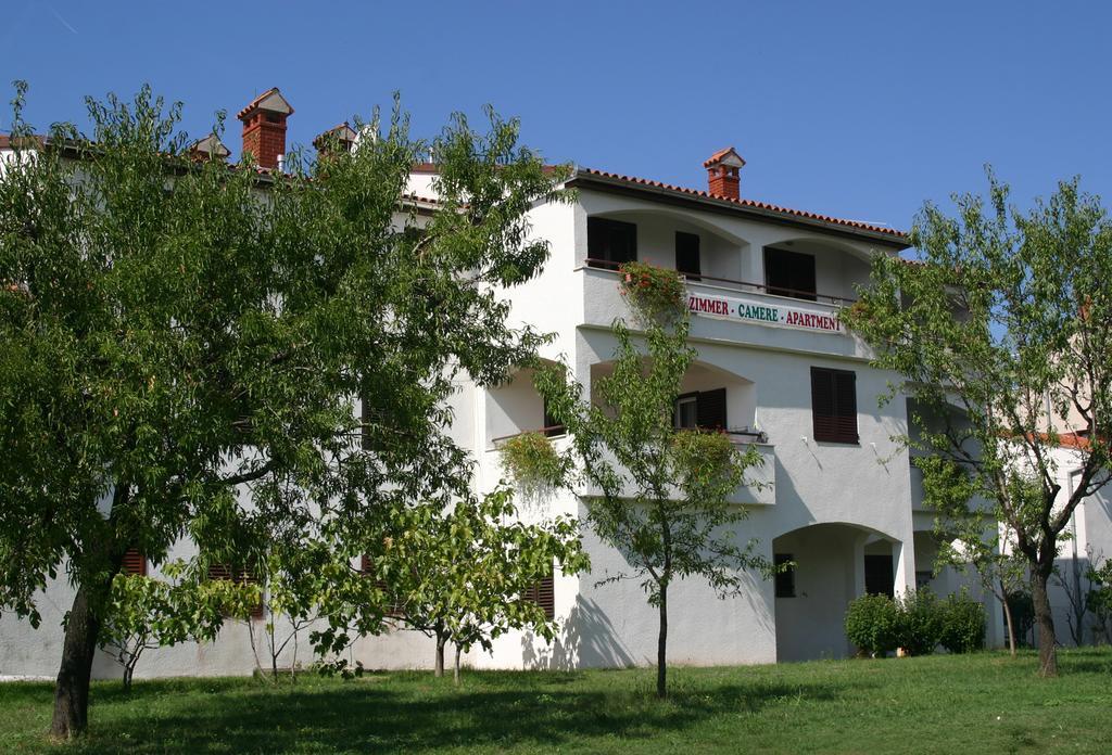 Bed And Breakfast Ritosa Poreč Eksteriør billede